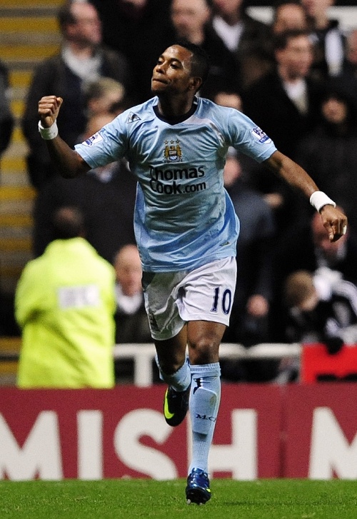 温格：维尔茨当初选择利物浦前提是踢10号位，他不想踢边路（温格透露：维尔茨选择利物浦的前提是出任10号位，他不愿踢边路）