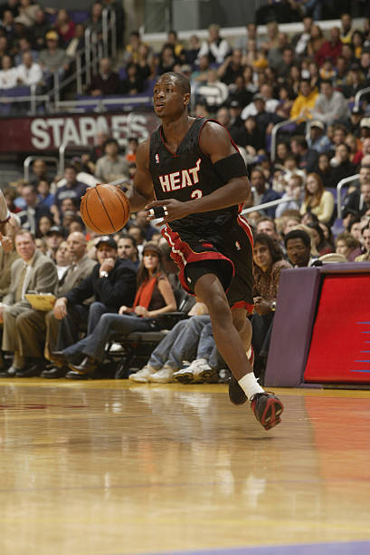 CBA：广东外援爆发 助球队大胜吉林男篮（CBA：广东外援发威 带队大胜吉林男篮）