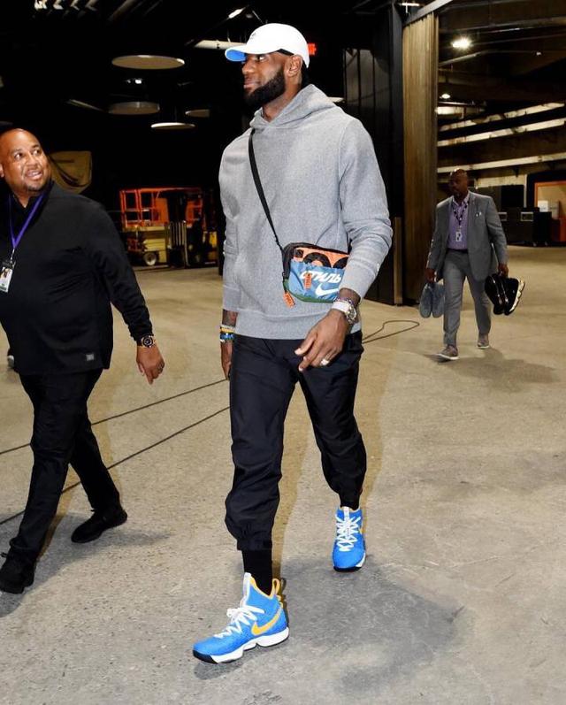 德天空：由于德国与科特迪瓦同组，双方明年3月友谊赛将取消（德天空：德国与科特迪瓦分入同组，原定明年3月友谊赛取消）