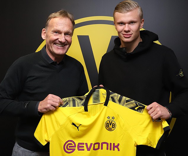 尹鸿博告别信：膝盖和小腿肌无法承受梦想之重，未来会做青训