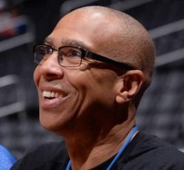 巴媒：奥斯卡此前并无严重心脏问题病史，医生正调查异常原因（巴西媒体：奥斯卡此前无重大心脏病史，医生正调查异常成因）