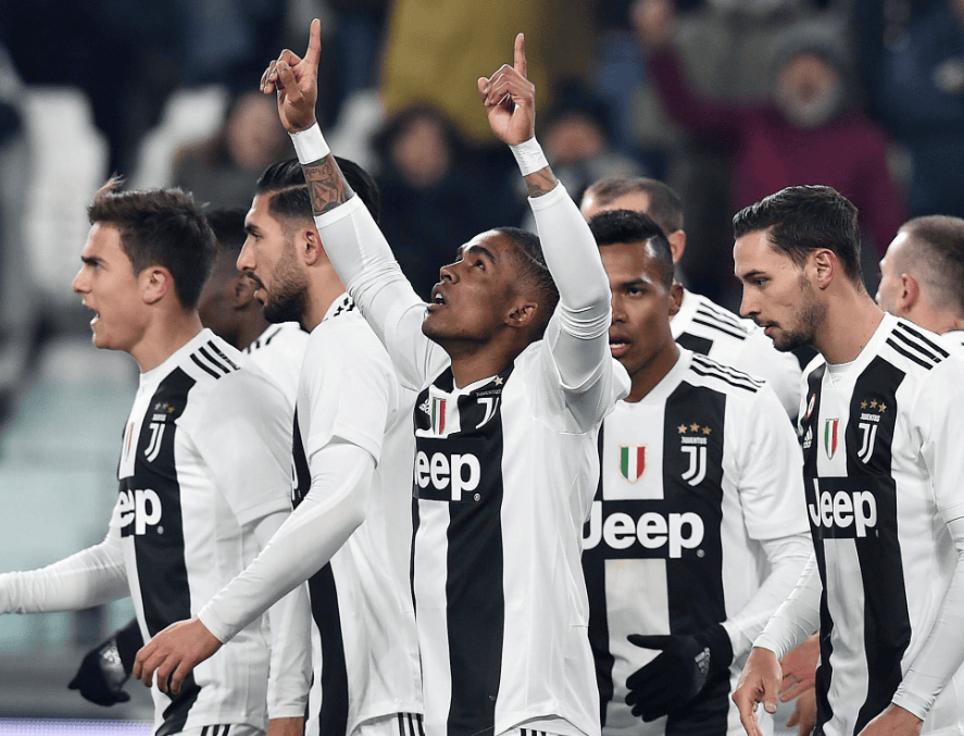 东契奇31+15+11詹皇末节12分，艾顿打爆21中4大帝，湖人力克76人（东契奇31+15+11，詹皇末节独取12分；艾顿压制大帝21投仅4中，湖人击败76人）