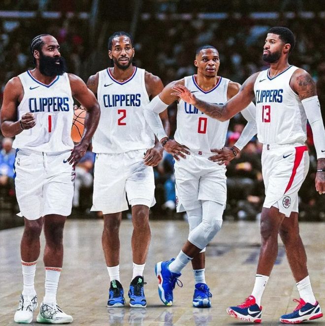 凯尔：比赛中阿德耶米被挑衅但保持了冷静，这说明他又成长了（凯尔：阿德耶米赛场遭挑衅仍冷静应对，成熟度再提升）