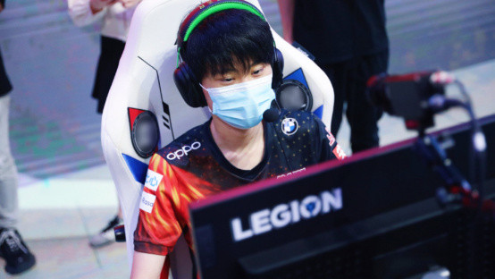 赛中才爱上 赛中才爱上